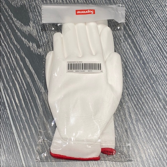 SUPREME collectible NEW white/red rubbery gloves - Picture 3 of 7